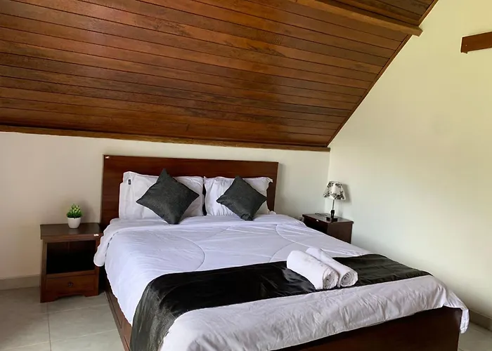 Hotel Belvilla Serene Paradise Batur Hot Spring 4*